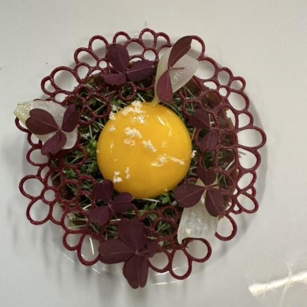 Restaurant Surt & Sødt anretning mad