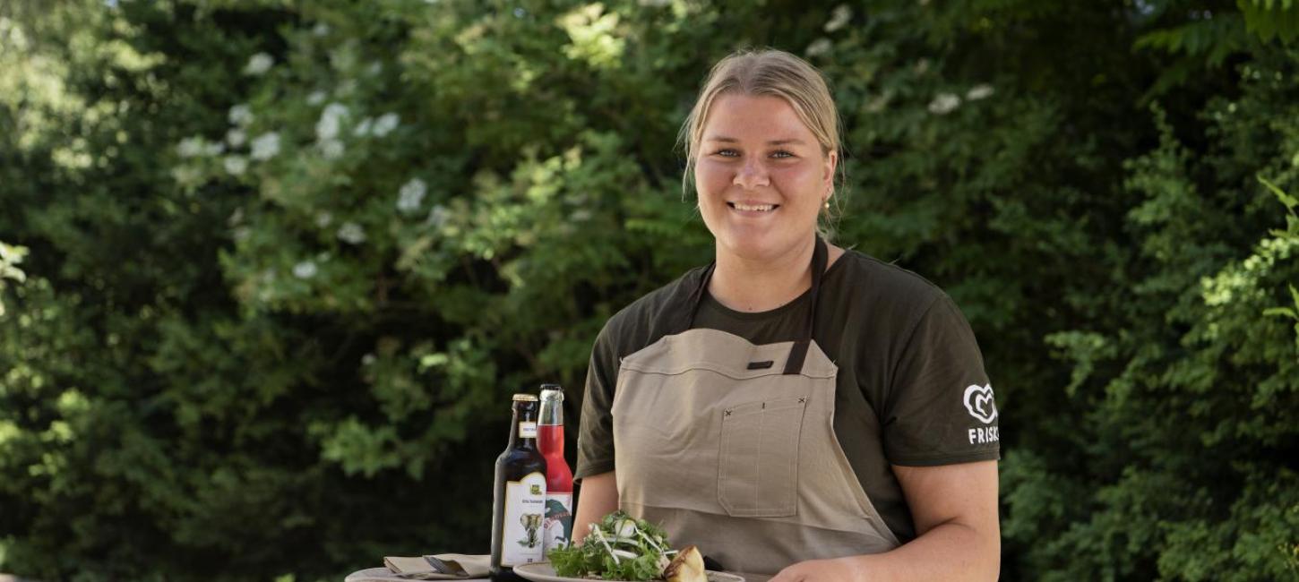 Knuthenborg Safaripark tjener